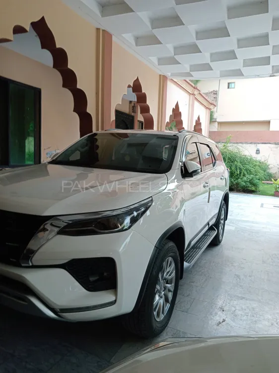 Toyota Fortuner 2022 for Sale in Islamabad Image-1