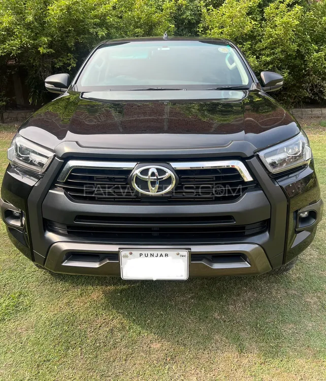 Toyota Hilux 2023 for Sale in Lahore Image-1
