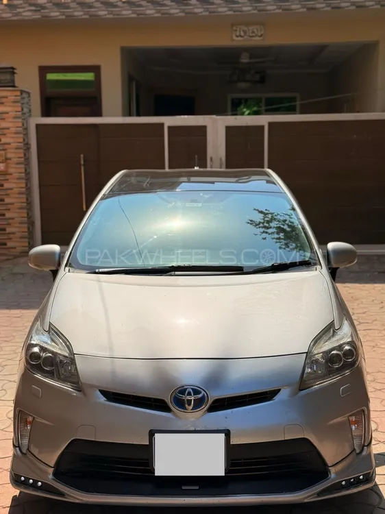 Toyota Prius 2012 for Sale in Peshawar Image-1