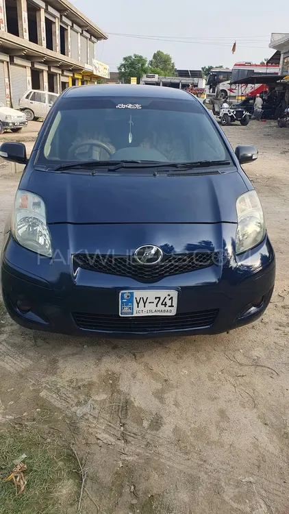 Toyota Vitz 2008 for Sale in Mardan Image-1