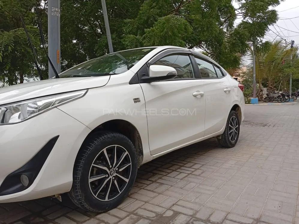 Toyota Yaris Sedan 2020 for Sale in Karachi Image-1