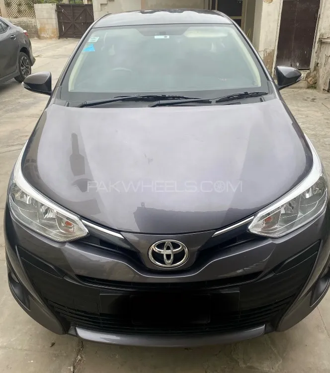 Toyota Yaris Sedan 2021 for Sale in Karachi Image-1