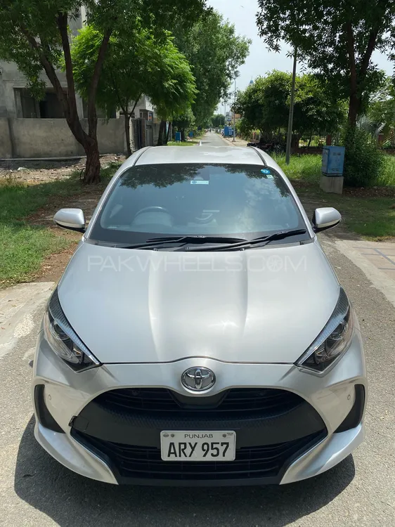 Toyota Yaris Hatchback 2020 for Sale in Lahore Image-1