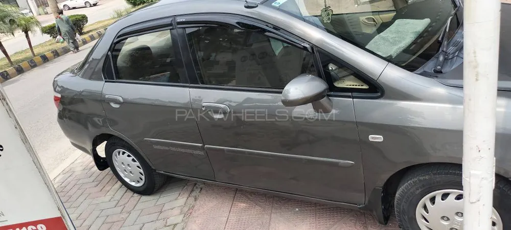 Honda City 2006 for Sale in Islamabad Image-1
