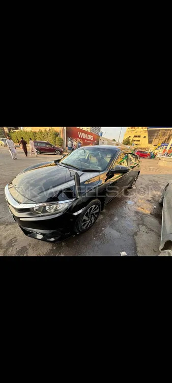 Honda Civic 2018 for Sale in Karachi Image-1