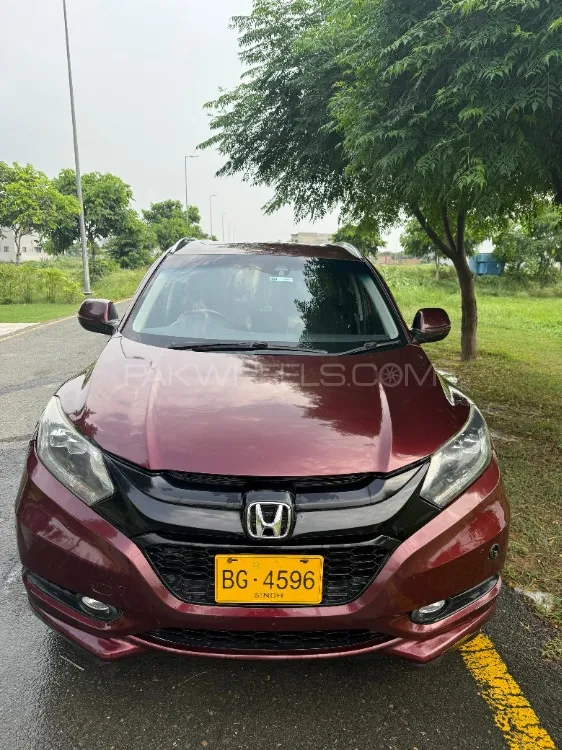 Honda Vezel 2015 for Sale in Lahore Image-1