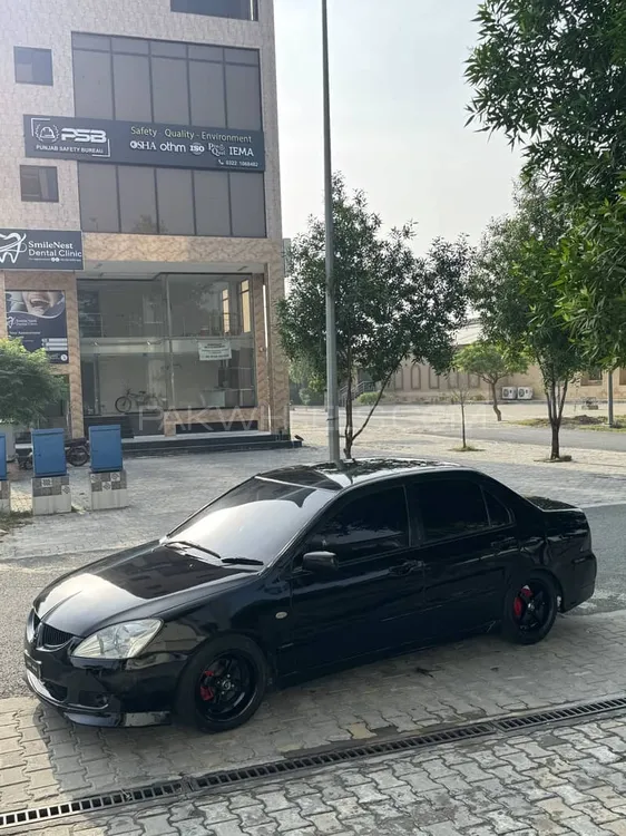 Mitsubishi Lancer 2004 for Sale in Lahore Image-1
