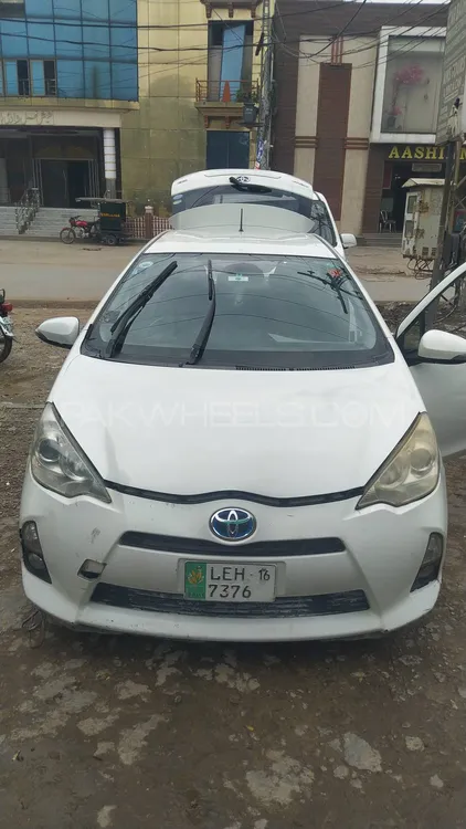 Toyota Aqua 2013 for Sale in Lahore Image-1