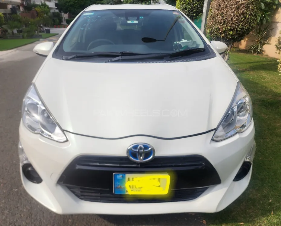 Toyota Aqua 2016 for Sale in Lahore Image-1