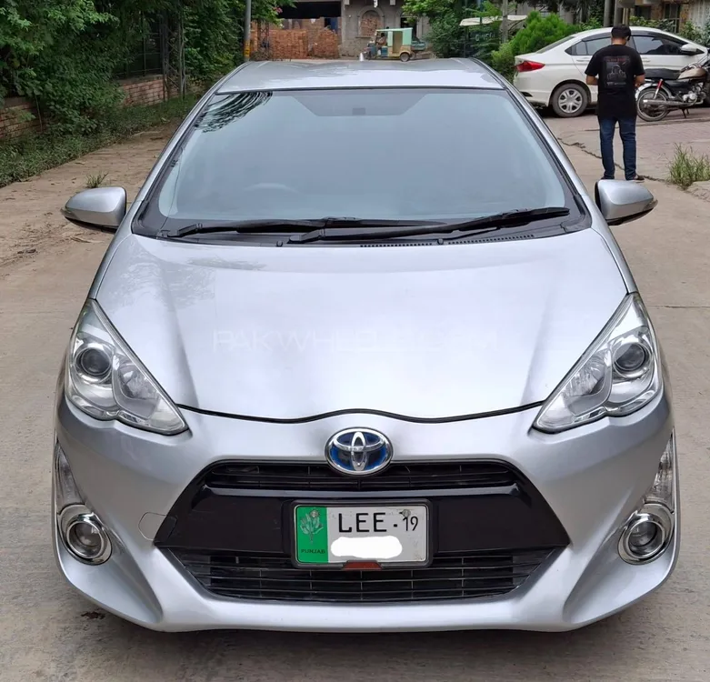Toyota Aqua 2016 for Sale in Islamabad Image-1