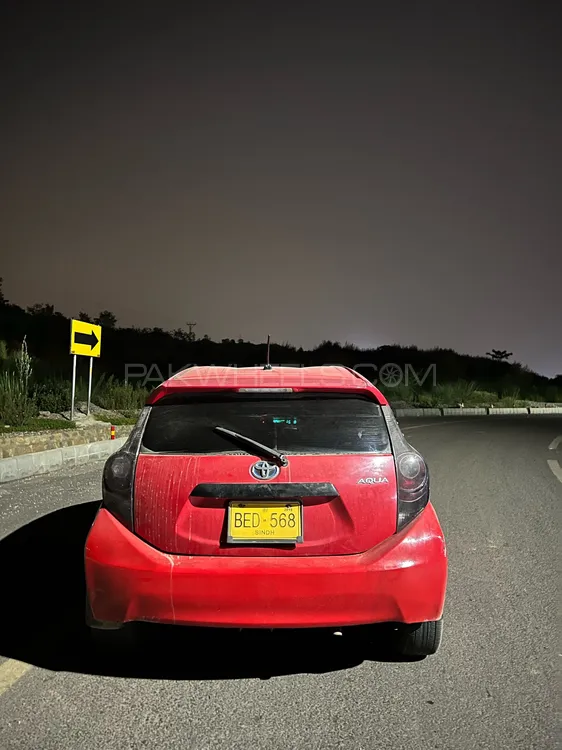 Toyota Aqua 2013 for Sale in Islamabad Image-1