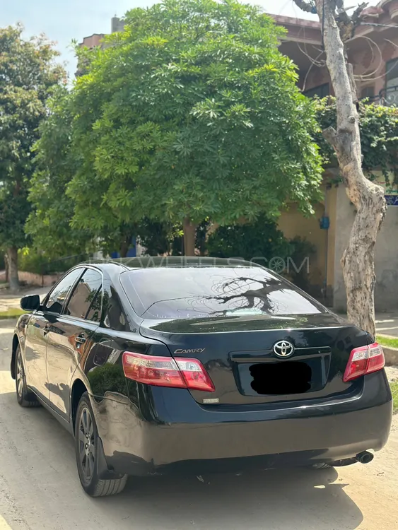 Toyota Camry 2007 for Sale in Layyah Image-1