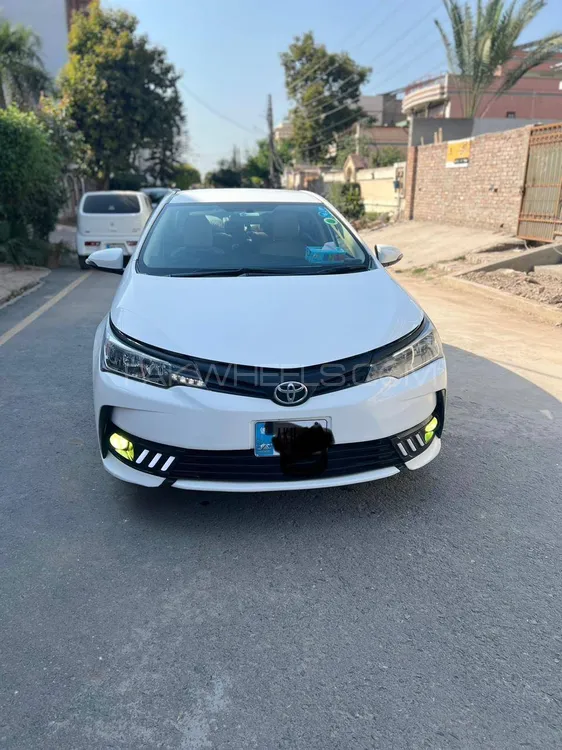 Toyota Corolla 2018 for Sale in Faisalabad Image-1