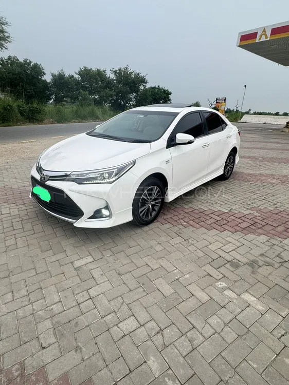 Toyota Corolla 2021 for Sale in Gujrat Image-1
