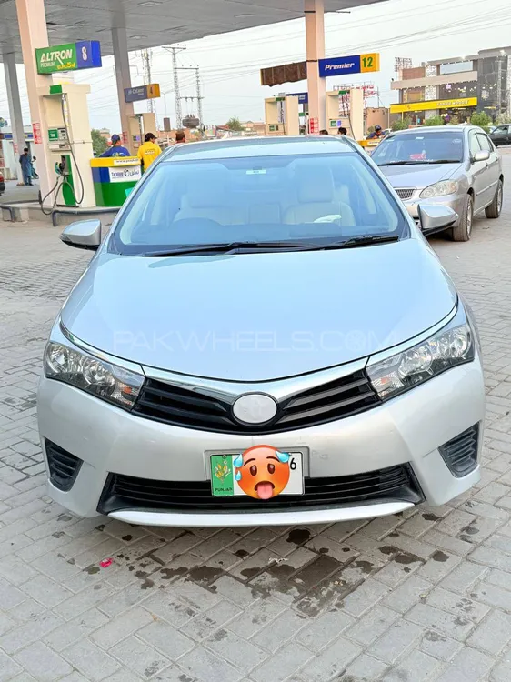 Toyota Corolla 2016 for Sale in Peshawar Image-1