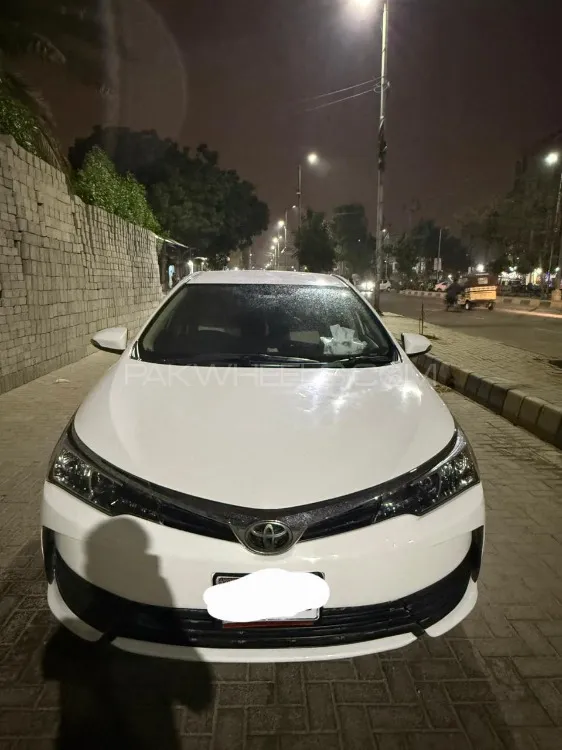 Toyota Corolla 2020 for Sale in Karachi Image-1