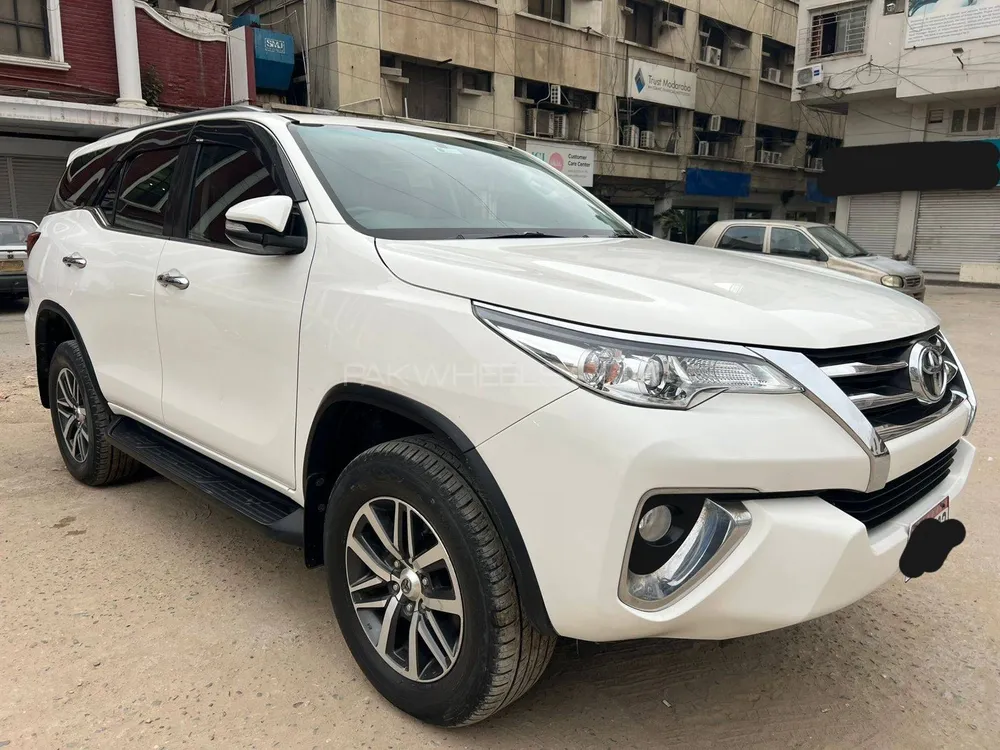 ٹویوٹا فورچیونر 2021 for Sale in کراچی Image-1