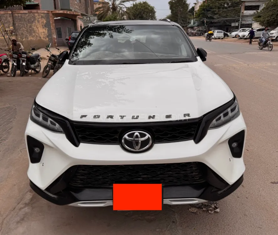 Toyota Fortuner 2022 for Sale in Karachi Image-1