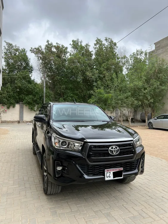 Toyota Hilux 2019 for Sale in Karachi Image-1
