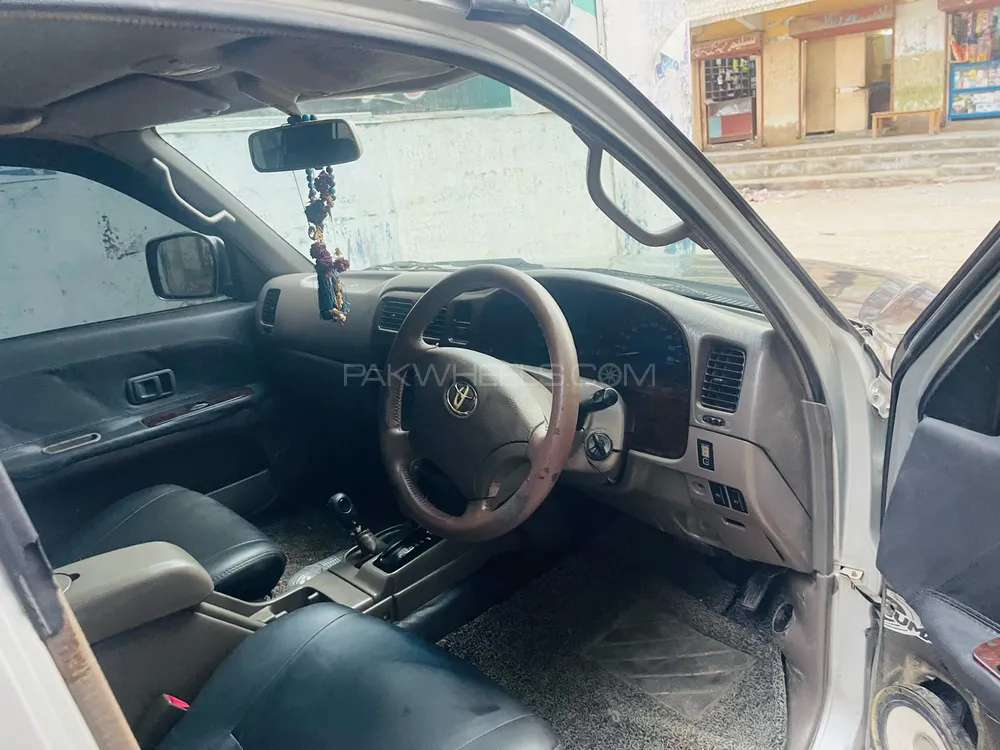 Toyota Hilux 2003 for Sale in Karachi Image-1