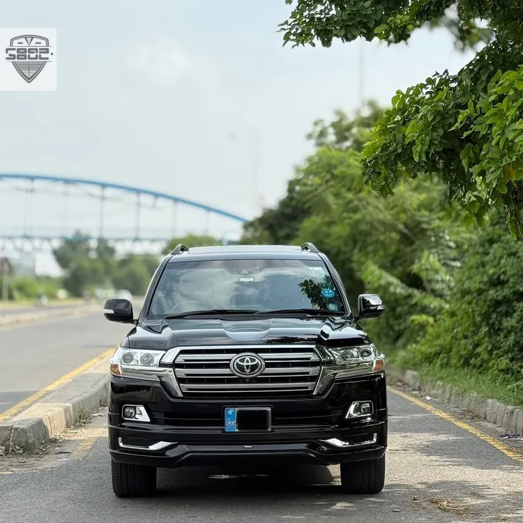 Toyota Land Cruiser 2016 for Sale in Lahore Image-1