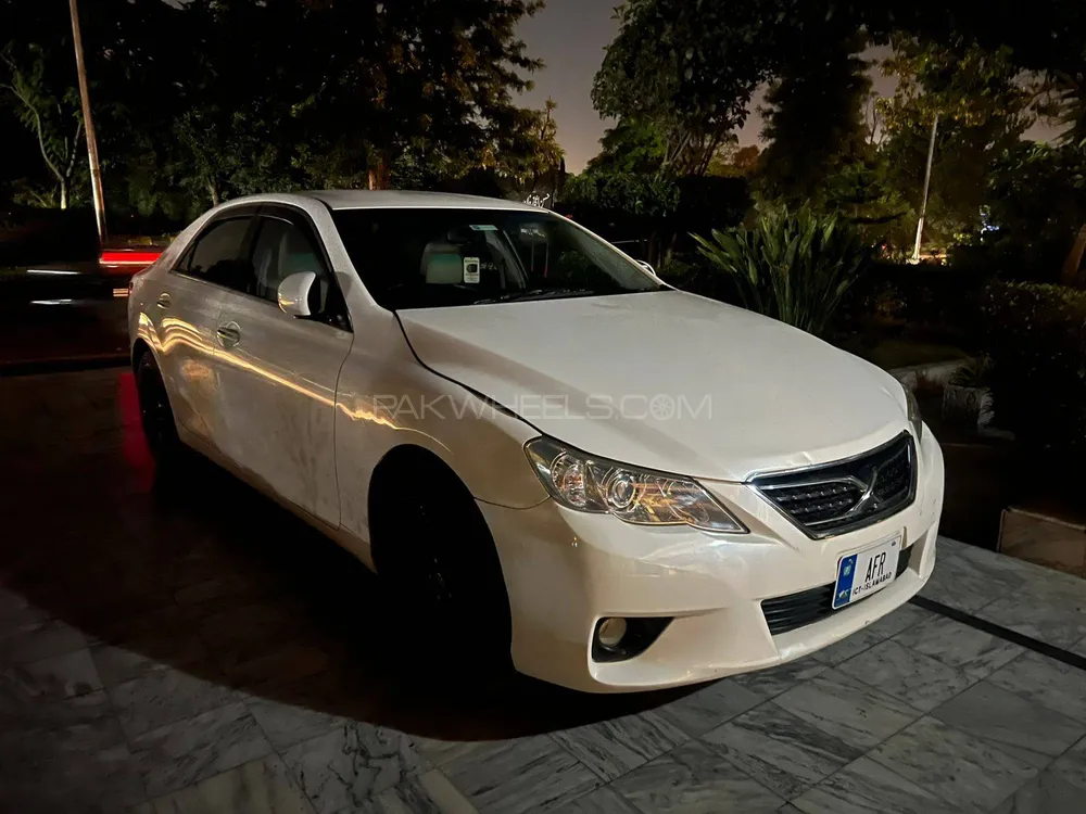 Toyota Mark X 2009 for Sale in Islamabad Image-1