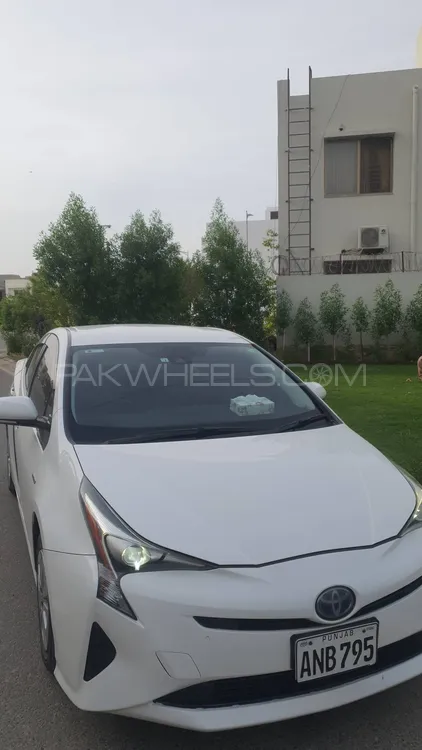 Toyota Prius 2018 for Sale in Bahawalpur Image-1