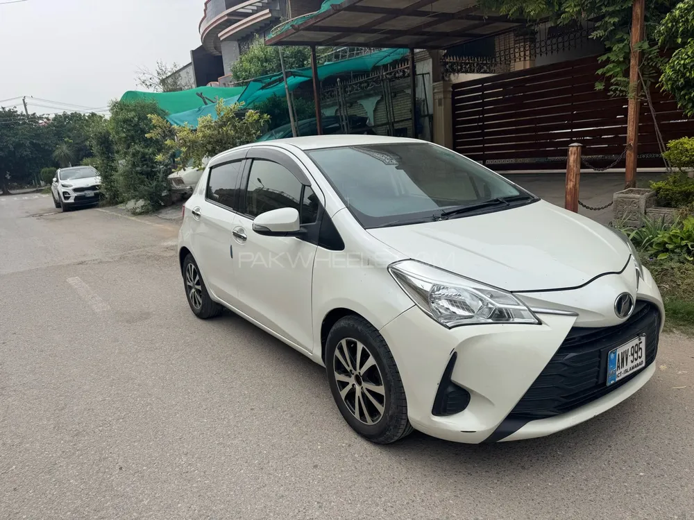Toyota Vitz 2018 for Sale in Islamabad Image-1