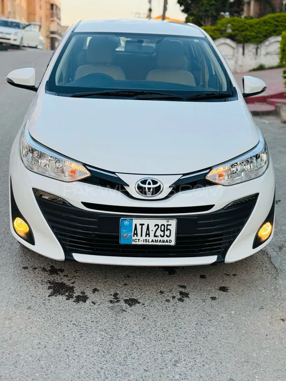 Toyota Yaris Sedan 2021 for Sale in Islamabad Image-1