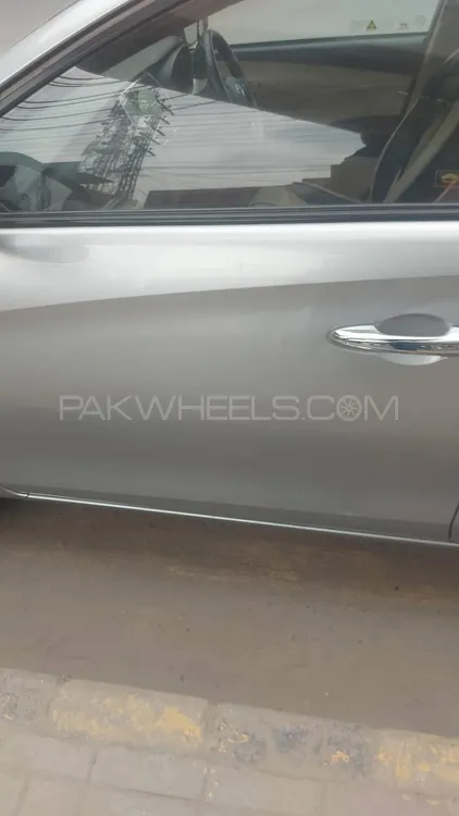 Toyota Yaris Sedan 2021 for Sale in Lahore Image-1