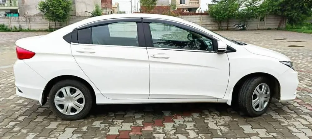 Honda City 2022 for Sale in Dera Ghazi Khan Image-1