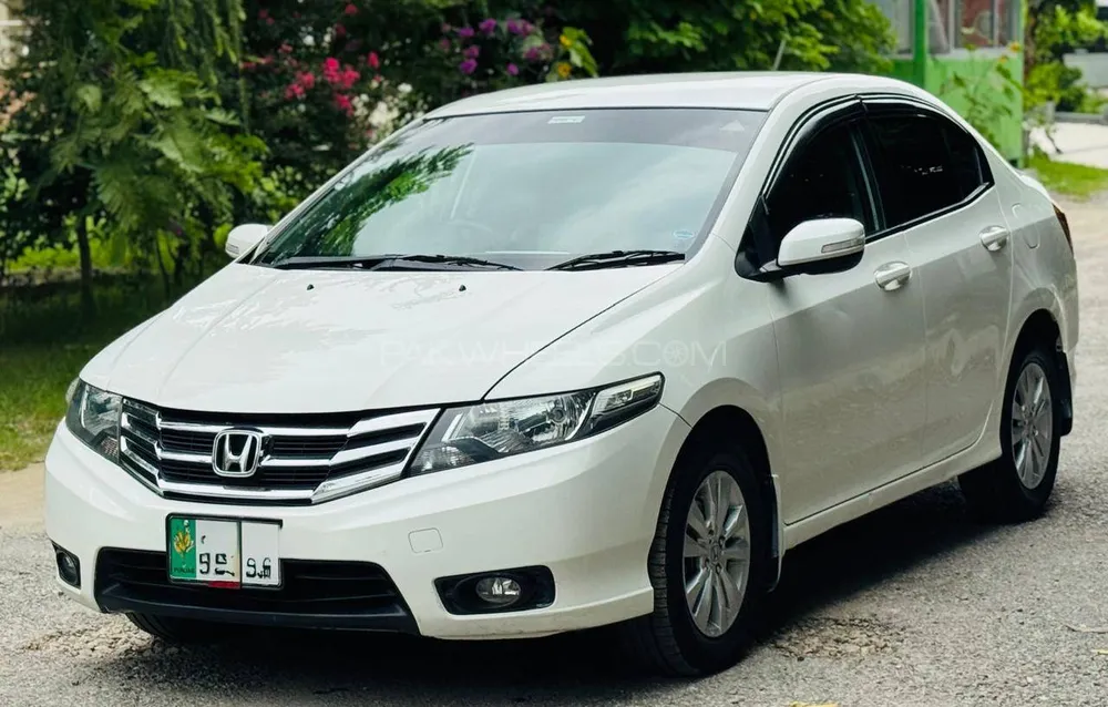Honda City 2015 for Sale in Islamabad Image-1