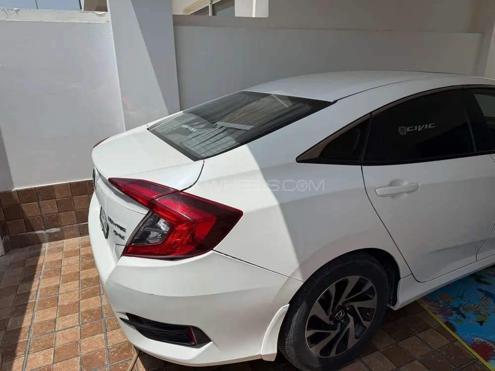 Honda Civic 2018 for Sale in Bahawalpur Image-1