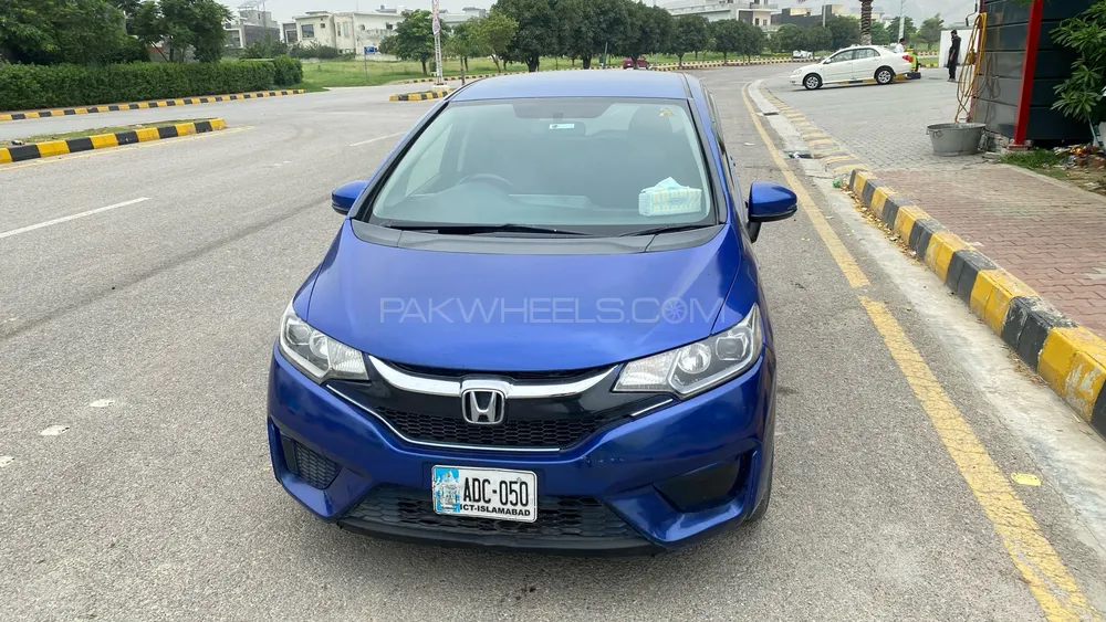 Honda Fit 2013 for Sale in Islamabad Image-1