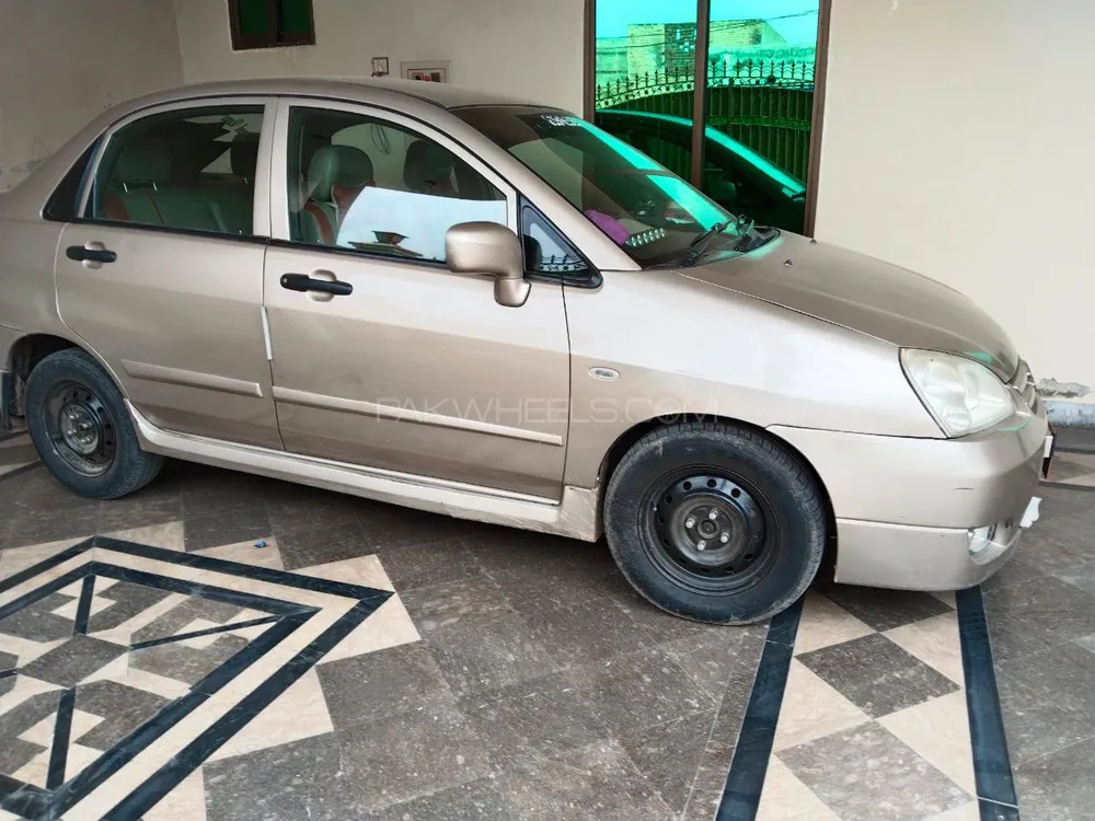 Suzuki Liana 2006 for Sale in Sahiwal Image-1