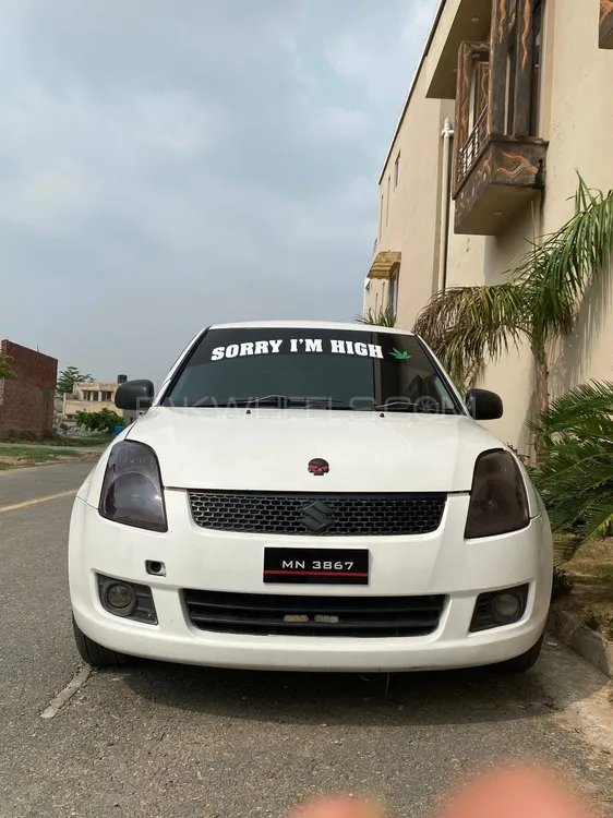 Suzuki Swift 2012 for Sale in Lahore Image-1
