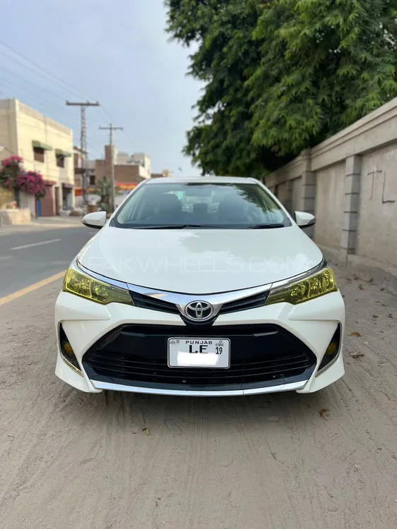 Toyota Corolla 2018 for Sale in Burewala Image-1