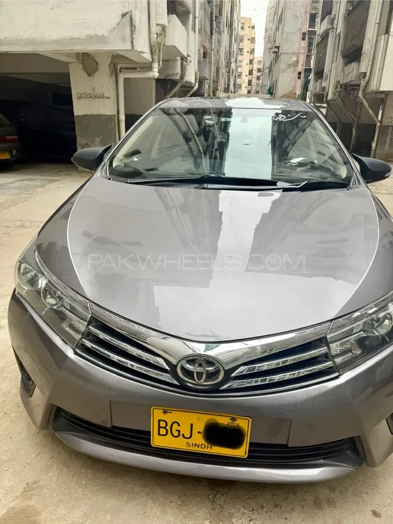 Toyota Corolla 2016 for Sale in Karachi Image-1