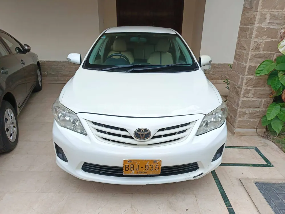 Toyota Corolla 2014 for Sale in Karachi Image-1
