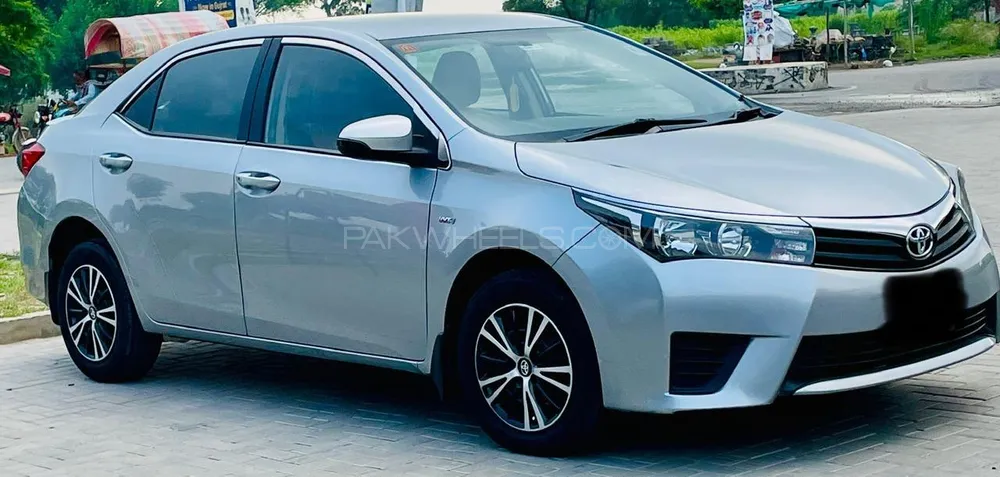 Toyota Corolla 2015 for Sale in Gujrat Image-1