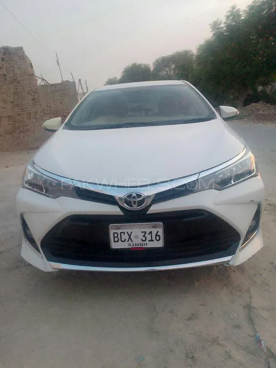 Toyota Corolla 2015 for Sale in Lodhran Image-1
