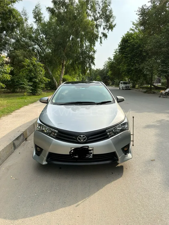 Toyota Corolla 2015 for Sale in Faisalabad Image-1