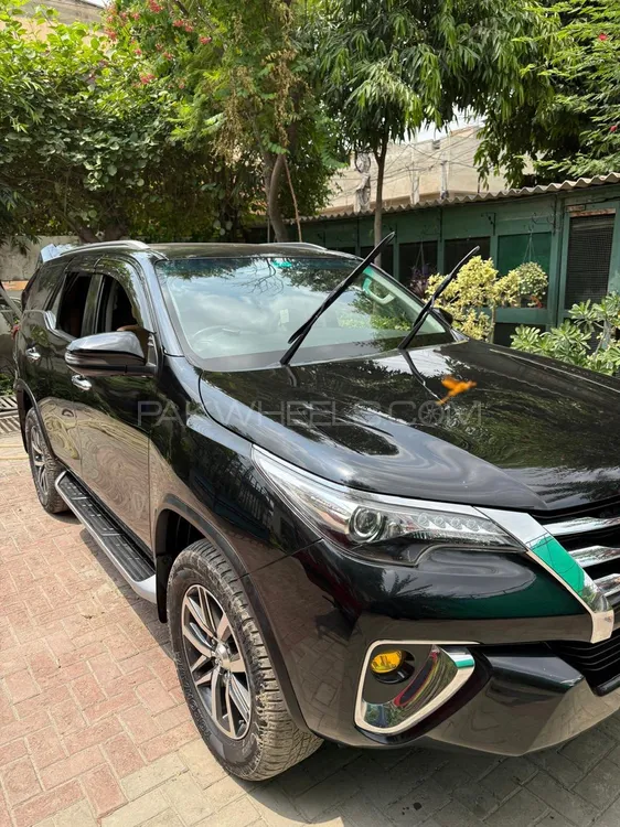 ٹویوٹا فورچیونر 2018 for Sale in فیصل آباد Image-1