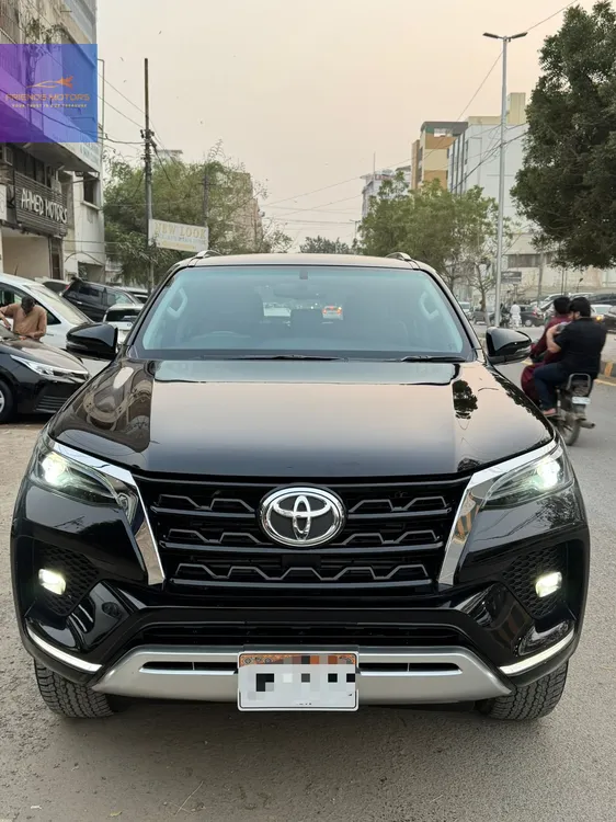 Toyota Fortuner 2021 for Sale in Karachi Image-1