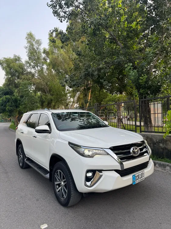 Toyota Fortuner 2021 for Sale in Islamabad Image-1