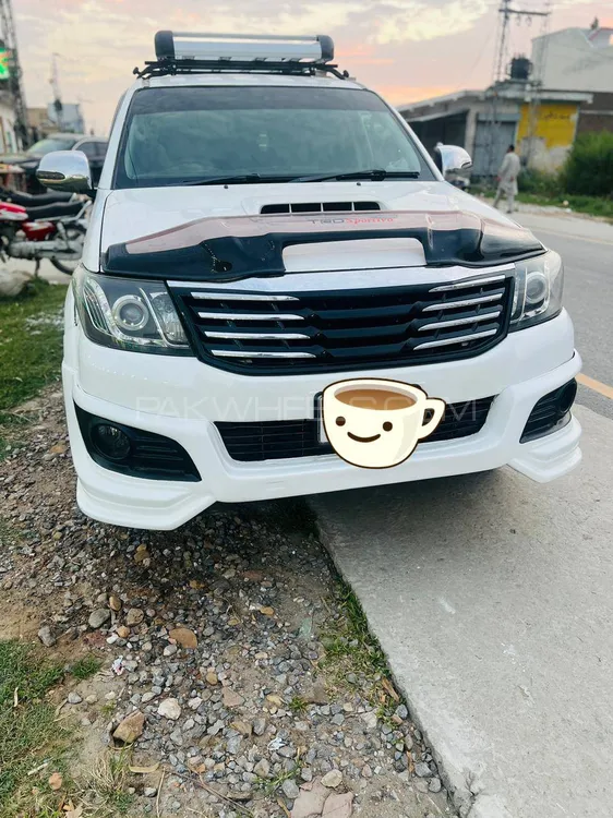 Toyota Hilux 2013 for Sale in Islamabad Image-1