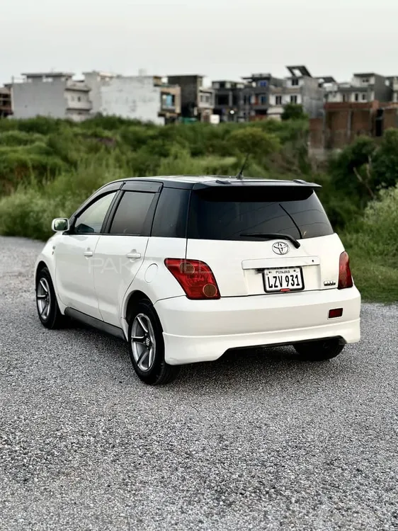Toyota IST 2005 for Sale in Islamabad Image-1