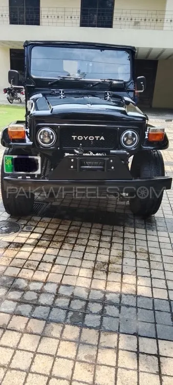 Toyota Land Cruiser 1984 for Sale in Lahore Image-1