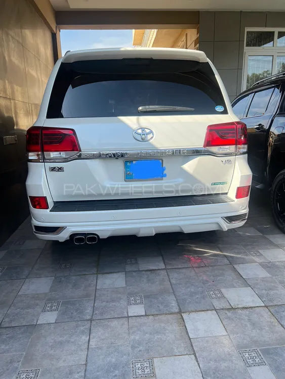 Toyota Land Cruiser 2015 for Sale in Peshawar Image-1