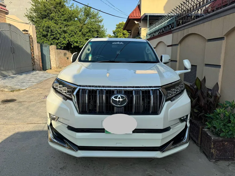 Toyota Prado 2011 for Sale in Gujrat Image-1